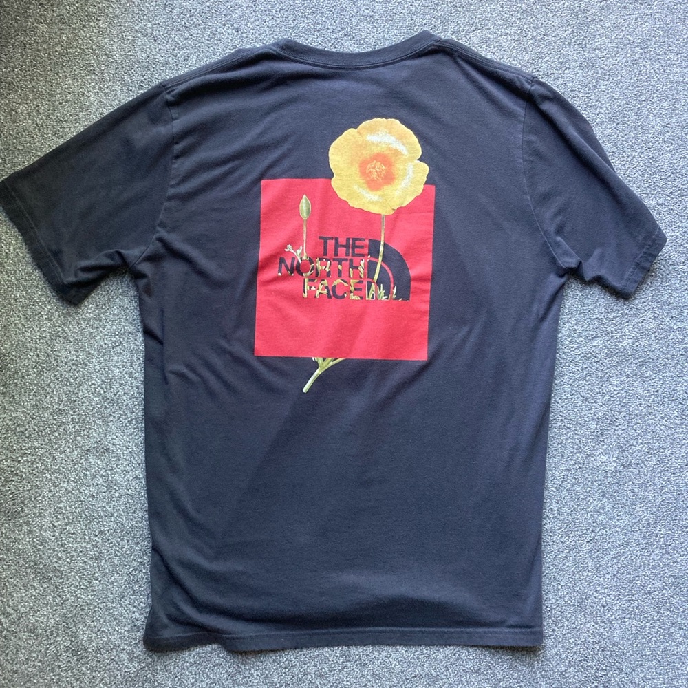 Men’s The North Face floral t-shirt